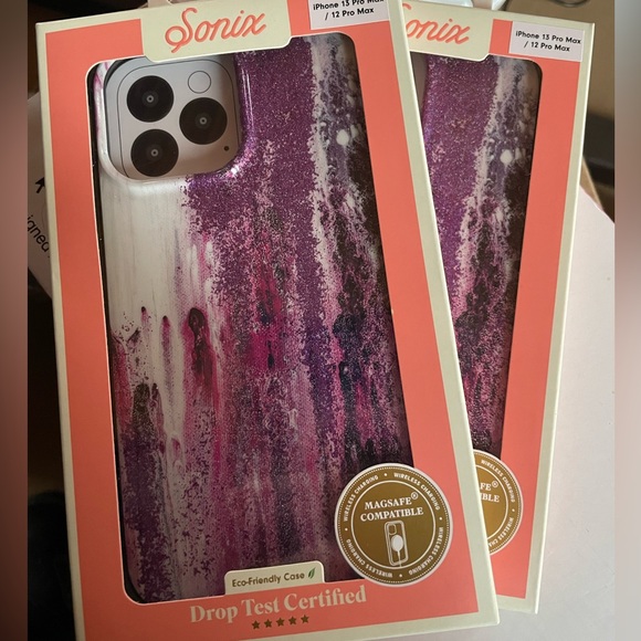 NIB Sonix iPhone 12 & 13 Pro Max Case - Picture 5 of 5